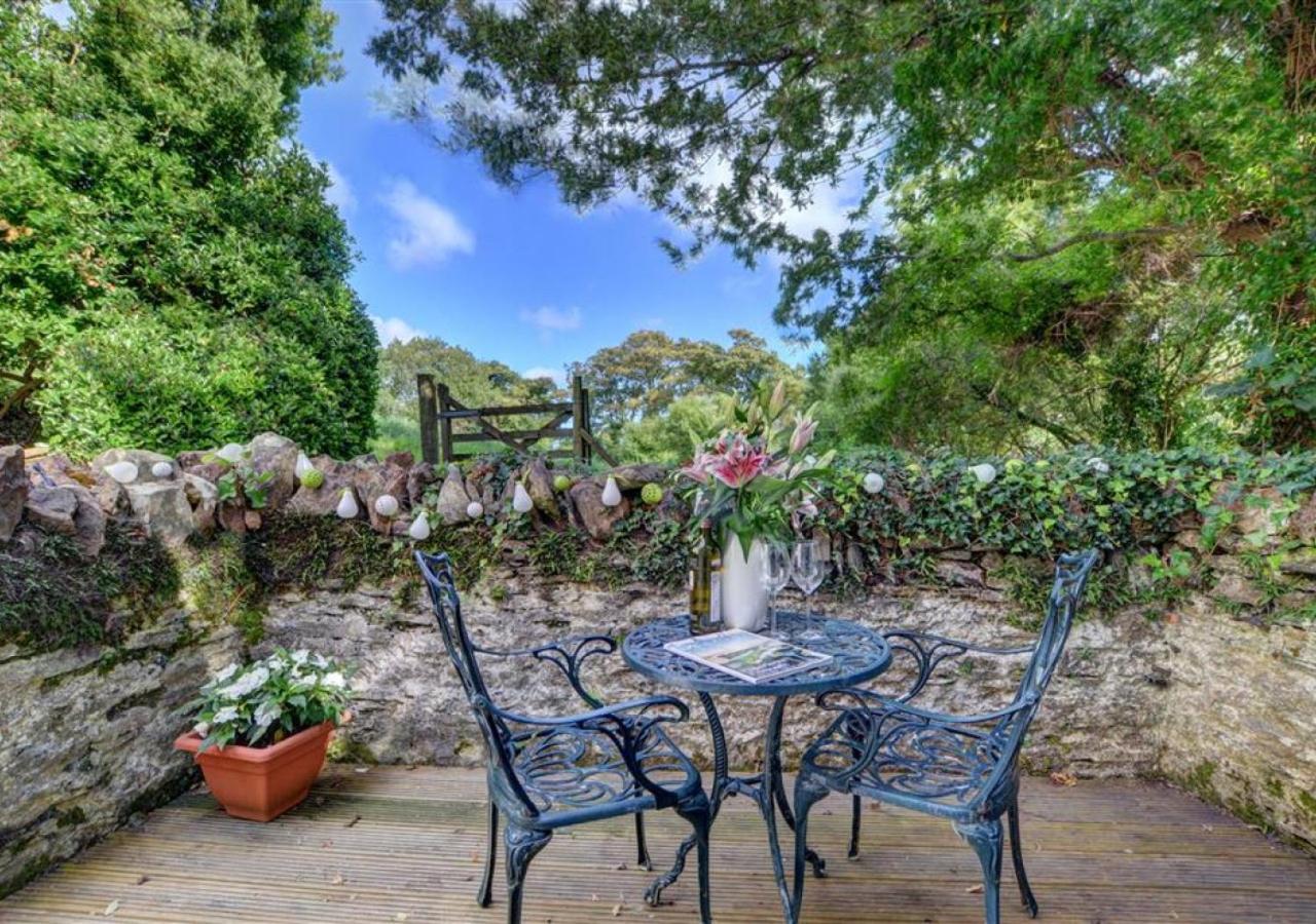 Love Cottage Combe Martin Exterior photo